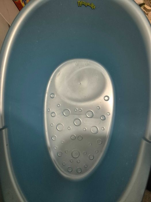Отдам детскую ванночку