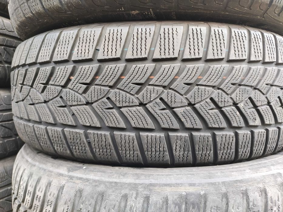 2бр Зимни гуми 225 60 18 - Goodyear