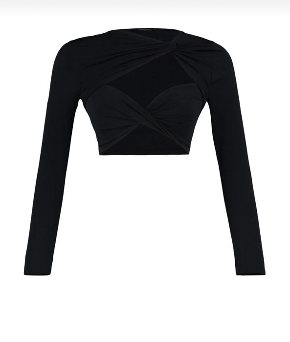 Черна дамска блуза с модерен дизайн – нова