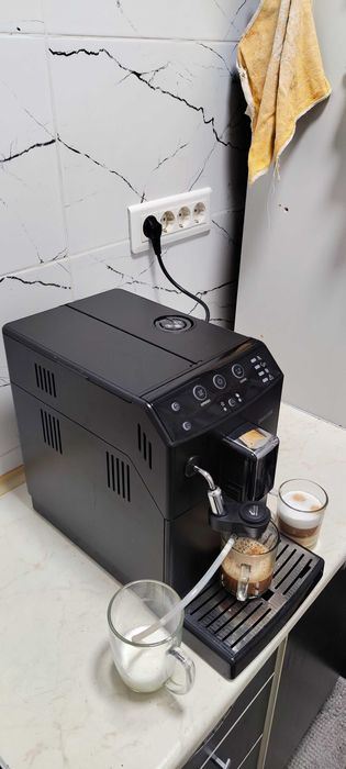 Espressor Automat Philips HD8824 Aparat cu Cafea Boabe Saeco