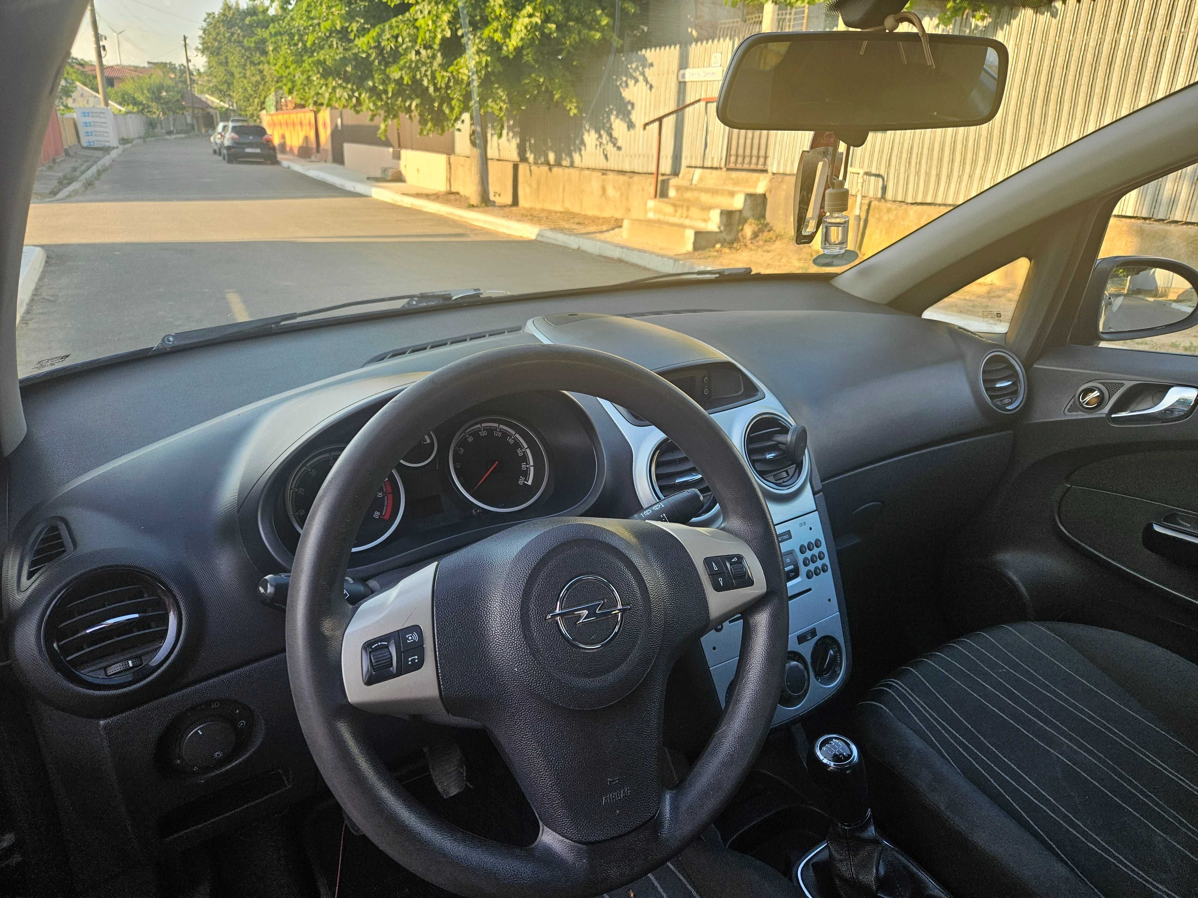 OPEL CORSA 2200 euro