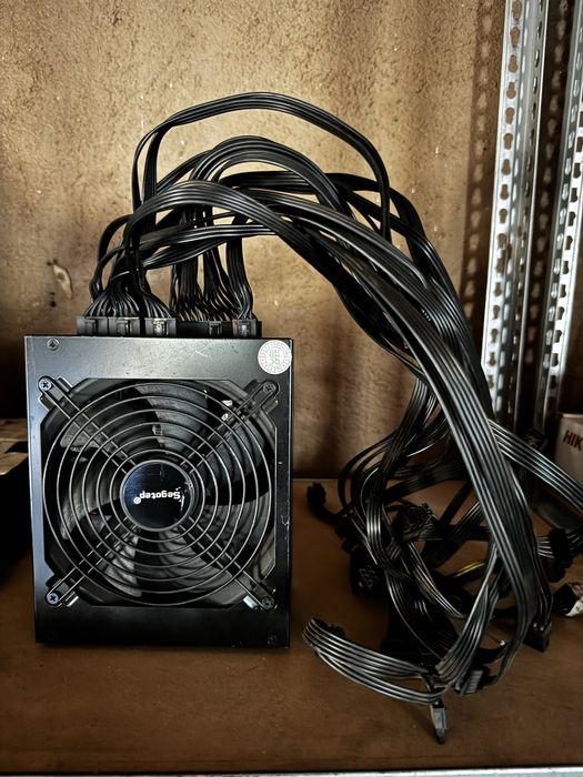 Sursa pc Segotep 1250w modulara