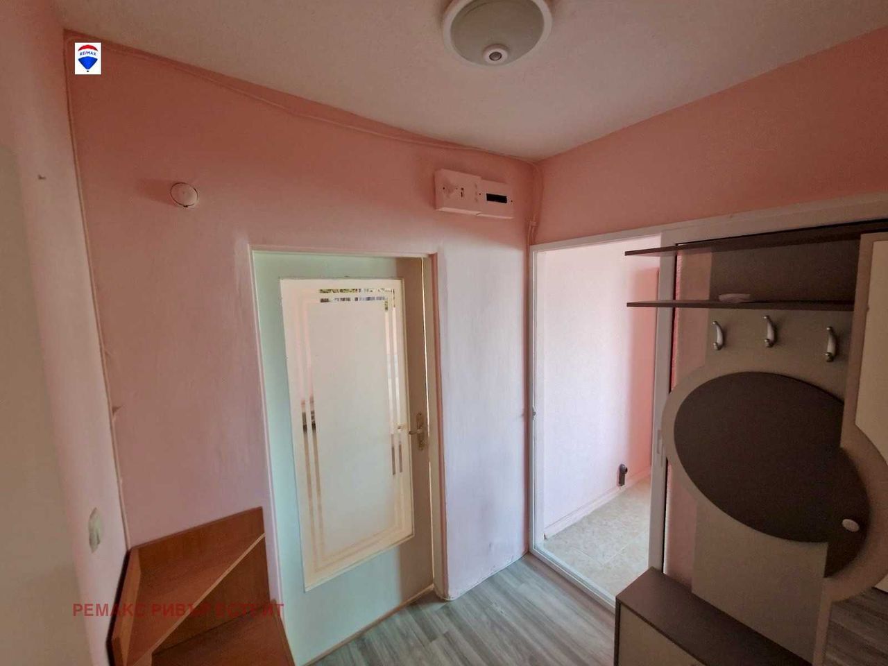 Продава се Едностаен апартамент в Русе, Чародейка - Юг - 38 кв.м за 1287 €/кв.м - Снимка #4