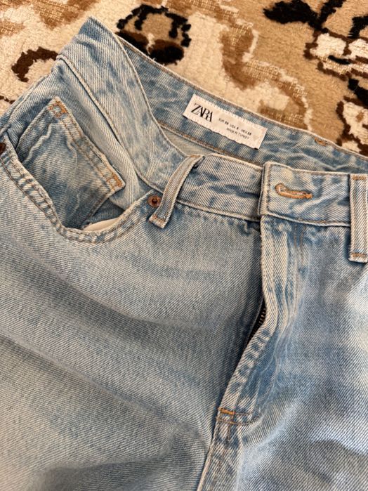 Женские джинсы Zara