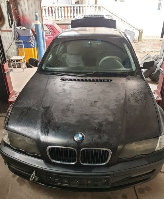 Dezmembrez Bmw 3 1.8 benzina/ 2.0 diesel