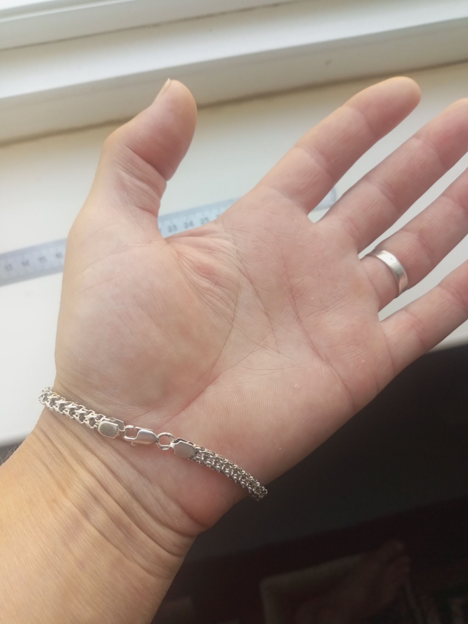 Продам серебряный 925 браслет VERA