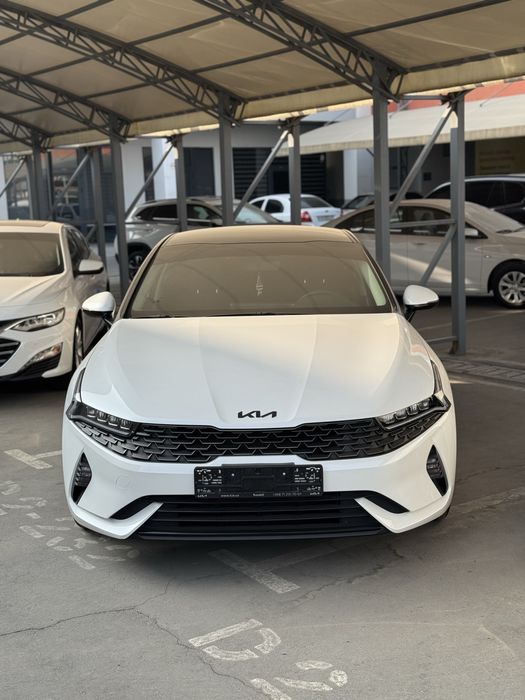 Kia k5 2023 sotiladi