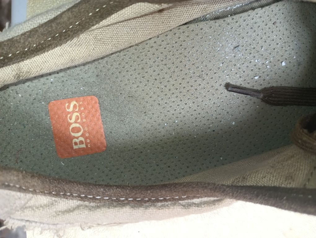 Hugo Boss N 45 кожени - 29 лв