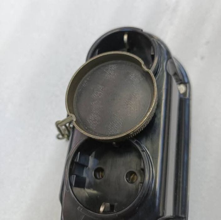 Priza exterior. Priza militara. Priza impermeabila.