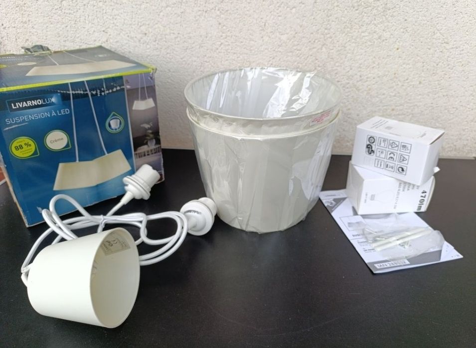 Lampa suspendata LED LIVARNO becuri led lustra plafoniera accesorii