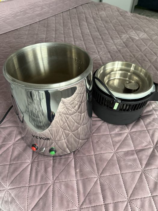 Distilator Vevor  4 litri, foarte putin folosit.