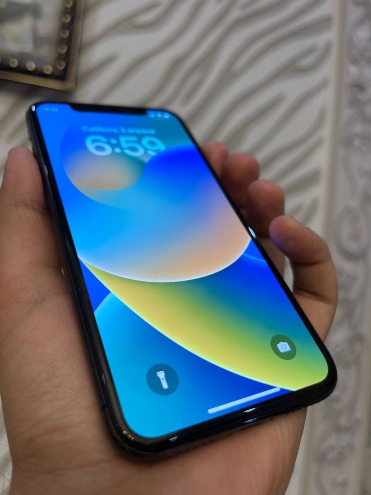 iPhone X с гарантией
