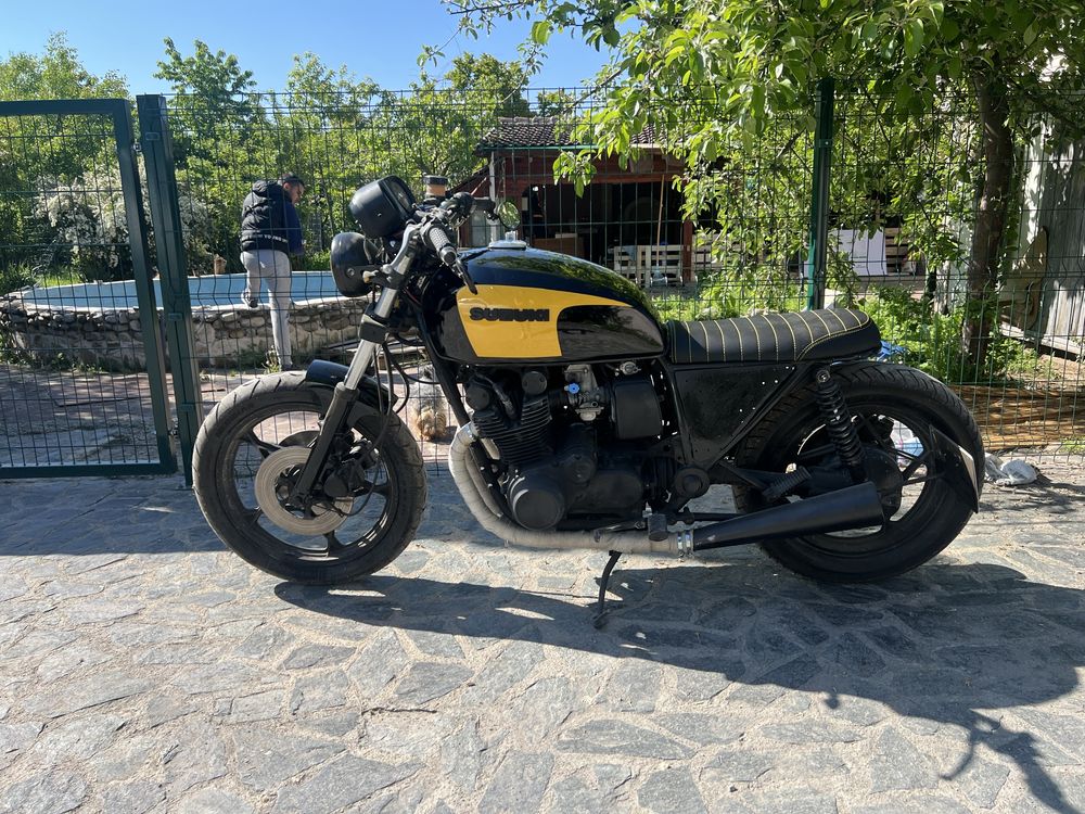 suzuki gs850 cafe racer