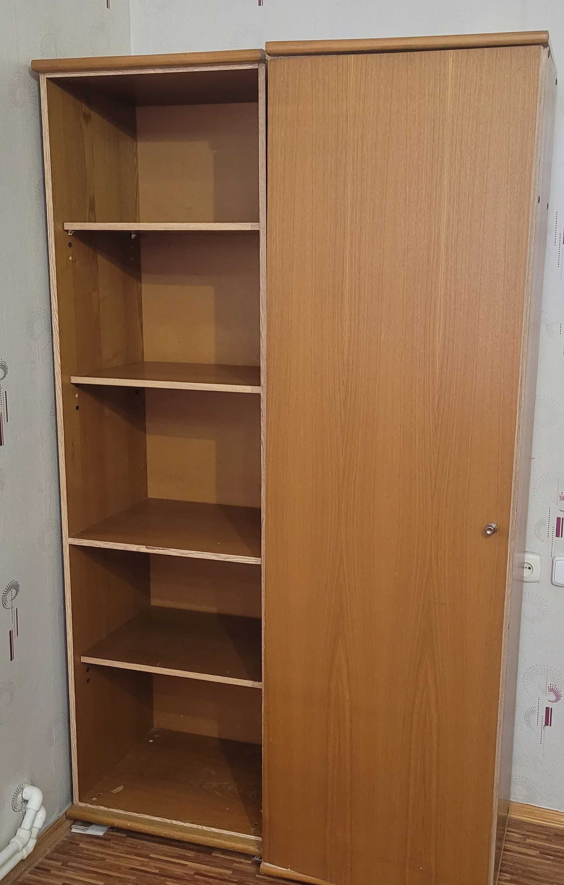 Шкафы  разные , комплект