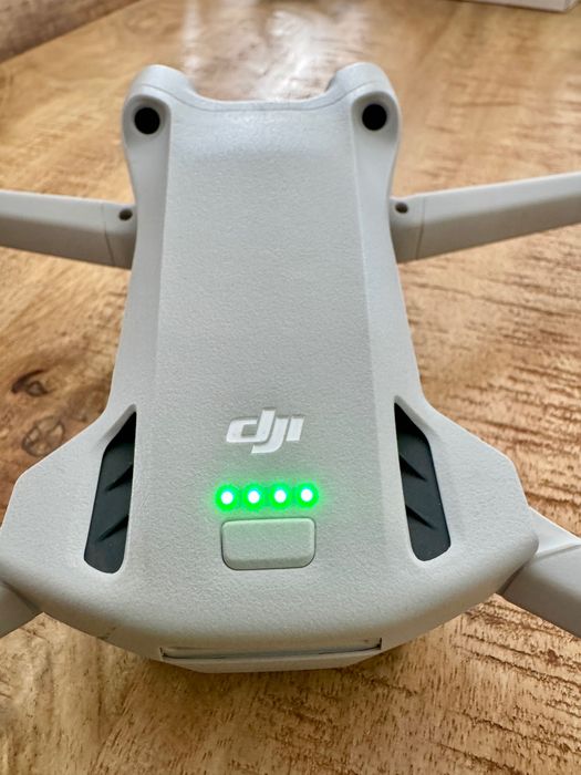 DJI Mini 3 Pro – Geantă transport + baterii + filtre incluse