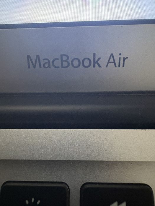 Macbook air mid 2011 model A1369