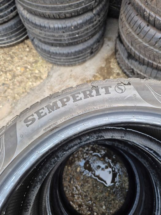 2 Anvelope de IARNA - 225/45/17 - Semperit - Stare F BUNA DOT 2019 !
