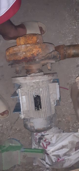 Тип (Turi): АИР90L6

Мощность (Quvvat): 2,2 kВт

Обороты (Aylanish tez