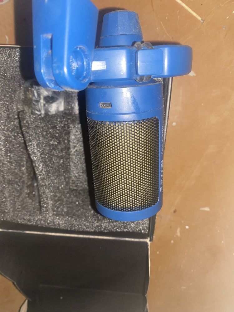 Микрофон fifine A6V