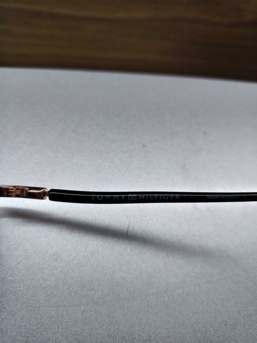 Слънчеви Очила Томи Хилфигер