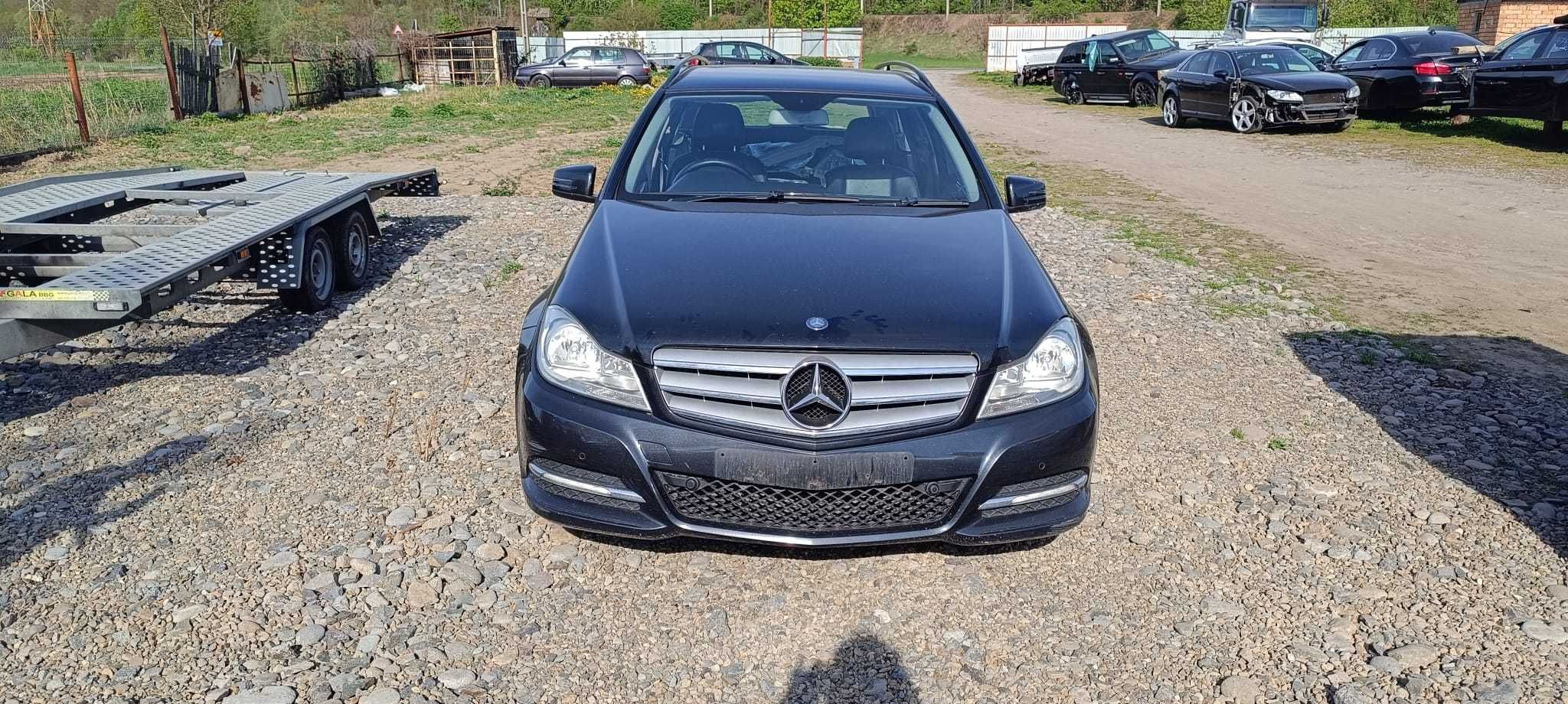 Dezmembrez Mercedes C Class W204 2.2 Cdi 2013