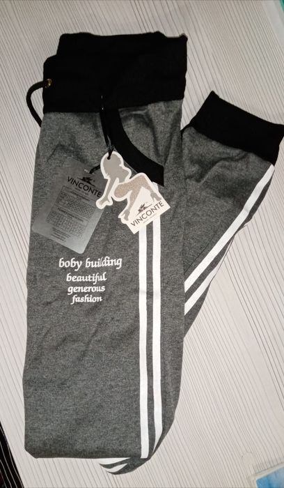 Продаю детское трико.