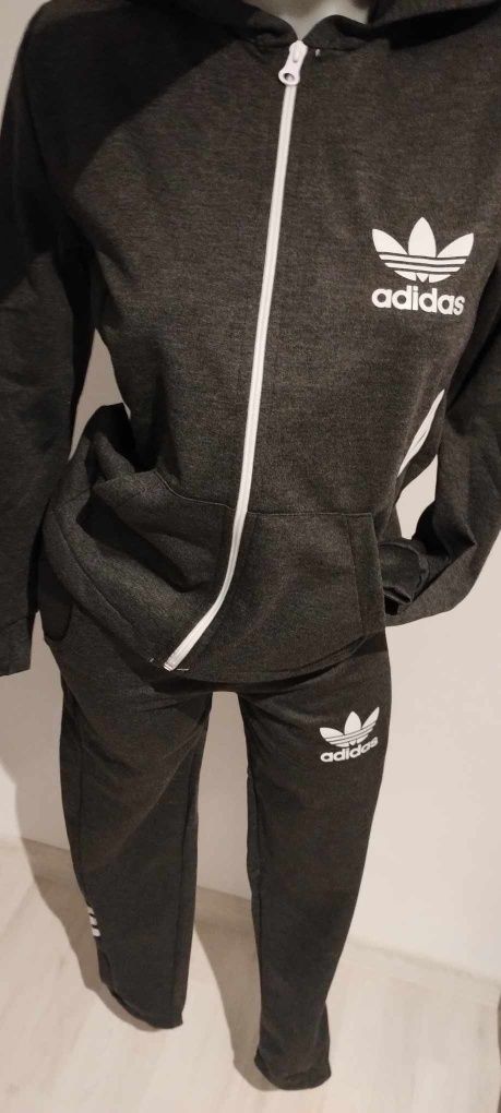 Treninguri dama Adidas de primavara!