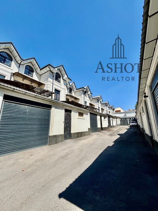 Срочно ‼️ Коттедж Эко базар 220м2 3 этажа дом