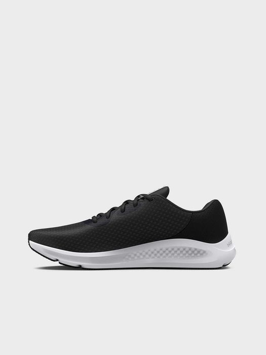 Under Armour   Спортни обувки - Маратонки №43