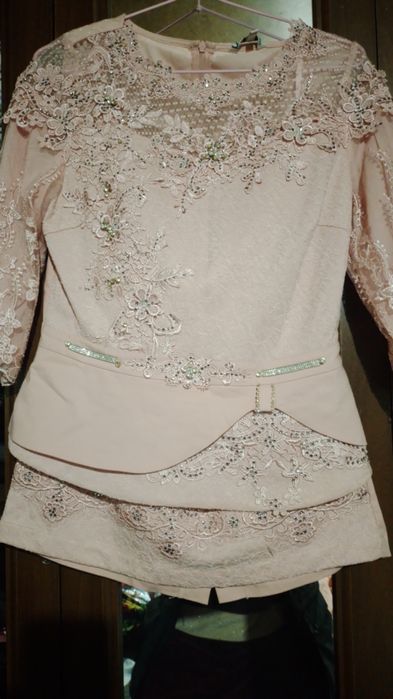 46 48 ólchamli liboslar holati yaxshi  kiyilmagan bor