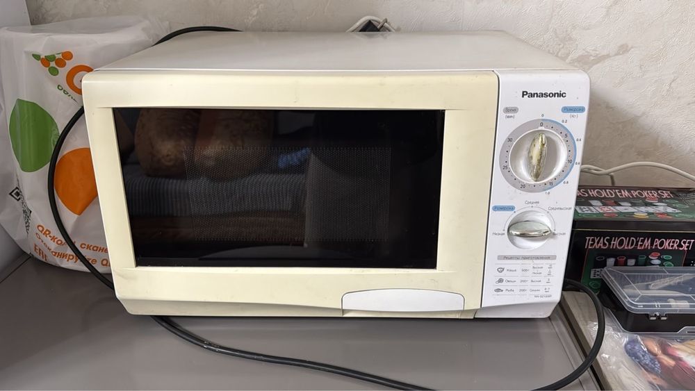 Продам микроволновую печь
