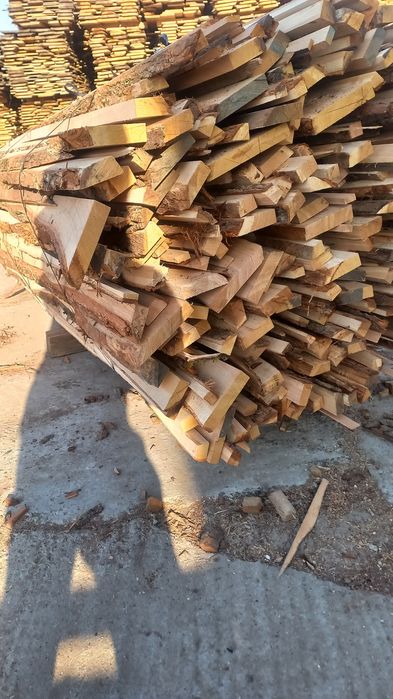 Lemne de foc deșeuri din esență tare stejar Uscate la legătură