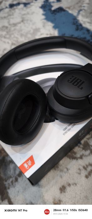 Срочно продам ОРИГИНАЛ наушник JBL TuneBT