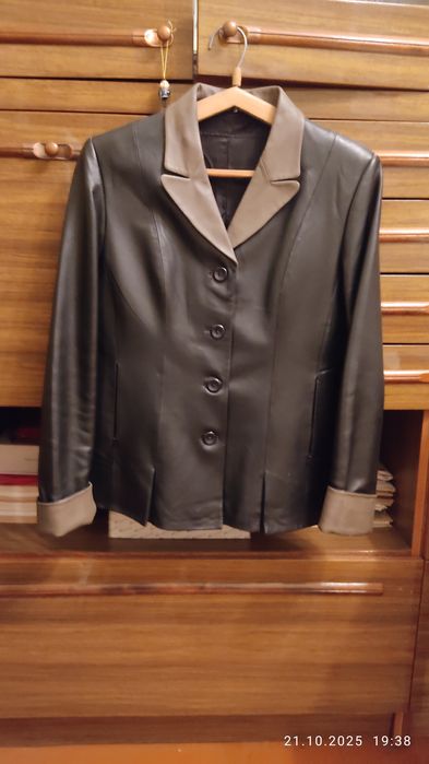 Пиджак женский кожаный