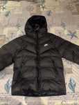Яке Nike Strom-Fit