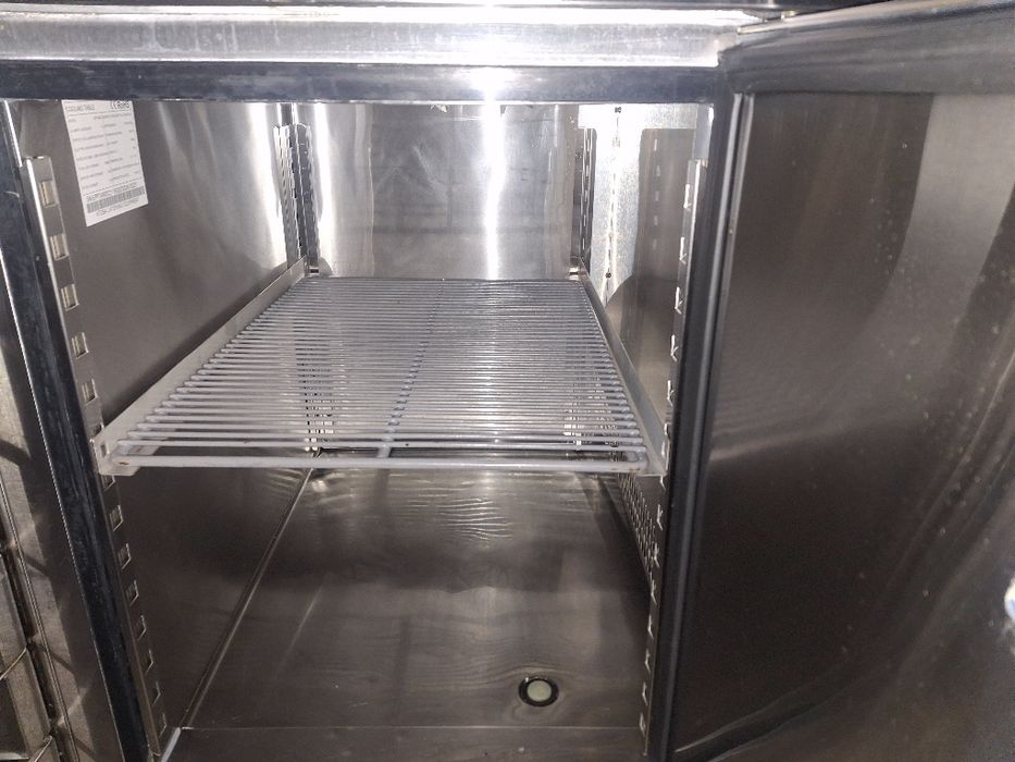 Хладилна маса за пица 60/40 тава