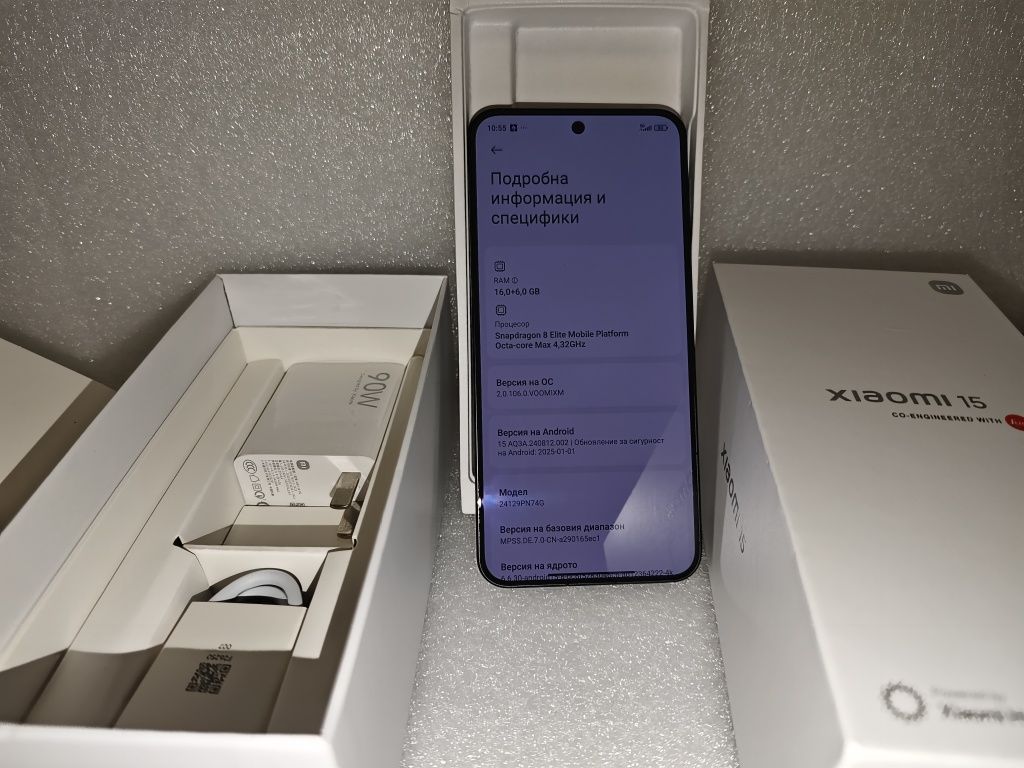 Чисто нов Xiaomi 15 Black ,16RAM/512GB с  90W charge Global version,,