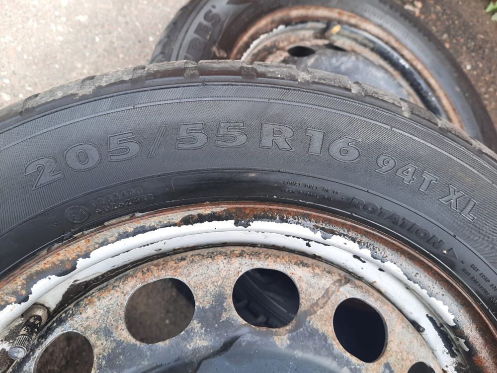 Продам 4 диска б/у размер размер 205/55 R 16