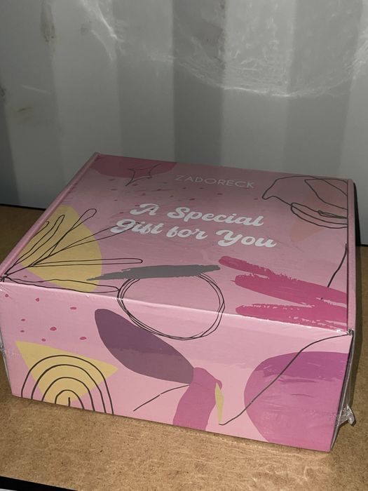 Cutie cadou pentru femei