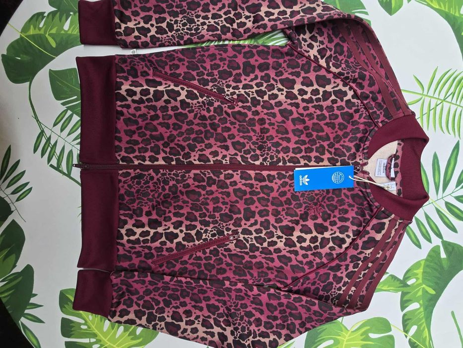 Compleu animal print Adidas