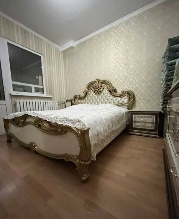 Продается спальный гарнитур!