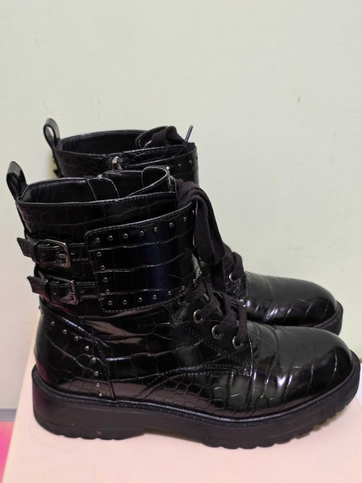 Guess оригинални дамски боти