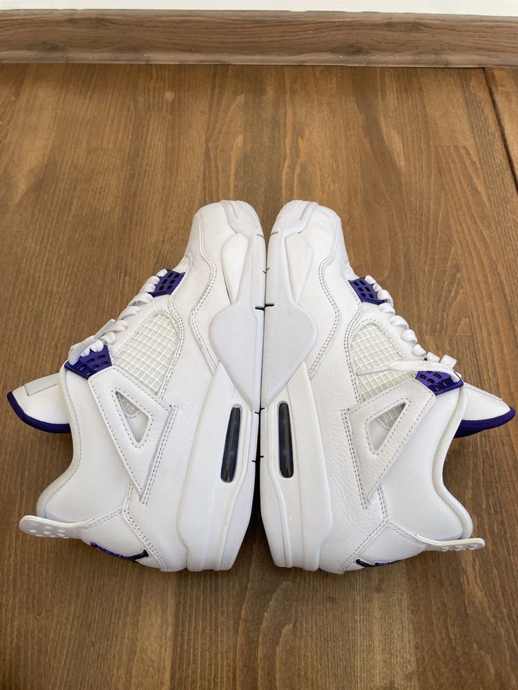 Jordan 4 Metallic Purple Sz: 41 EU CT8257-115