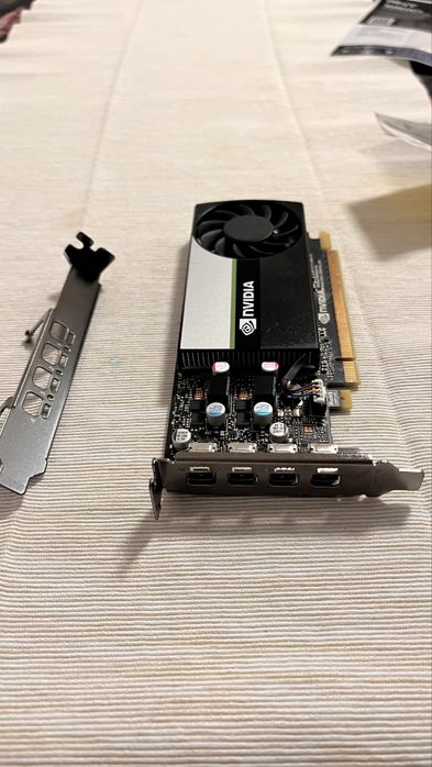 Placa video Quadro T600