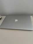 Laptop - MacBook Pro 11.4
