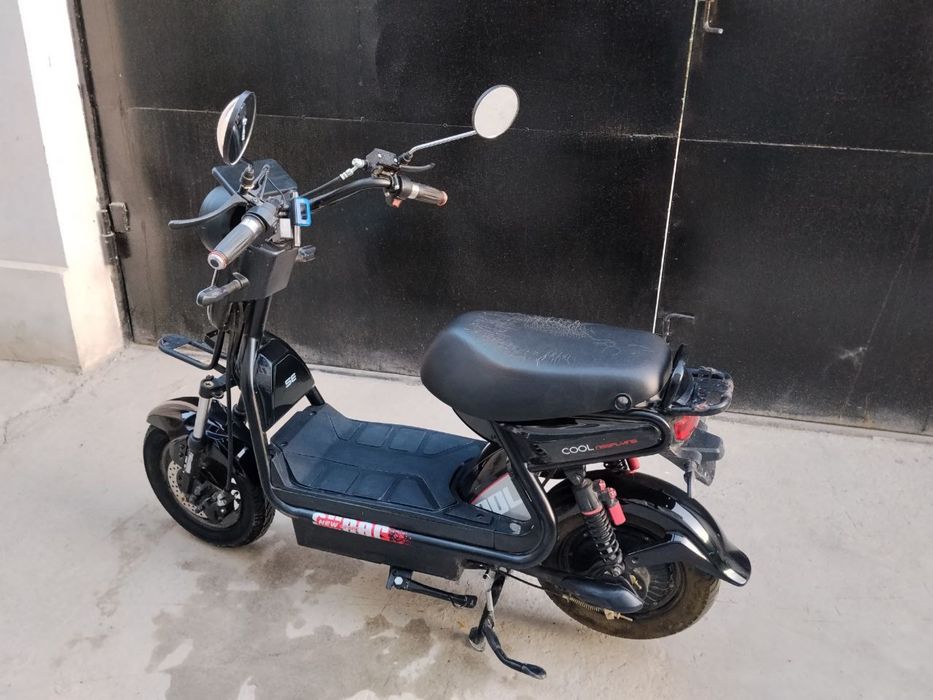 Скутер электрический