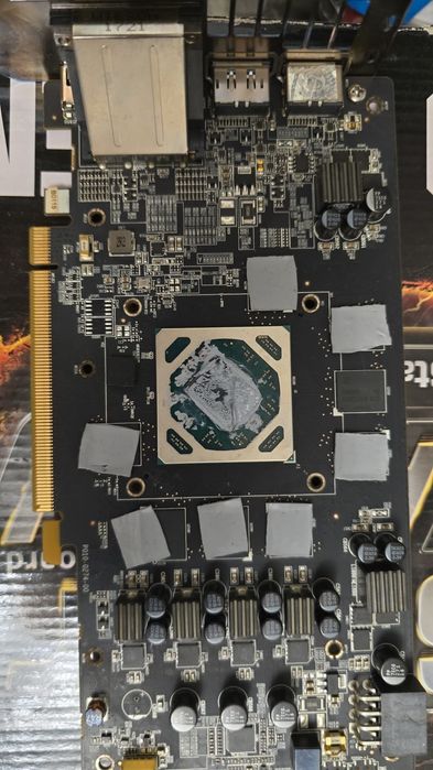 Vand rx 580 8gb fără radiator și fără ventilatorele