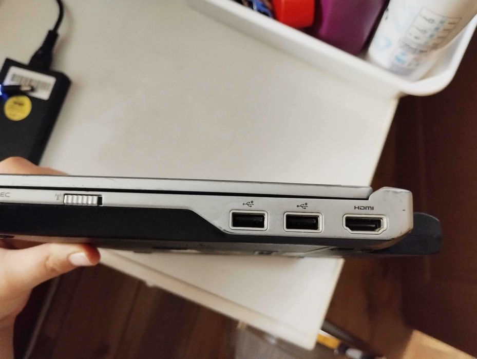 Dell Latitude E6220 – 8GB RAM, Intel i5 2520M, 239GB SSD