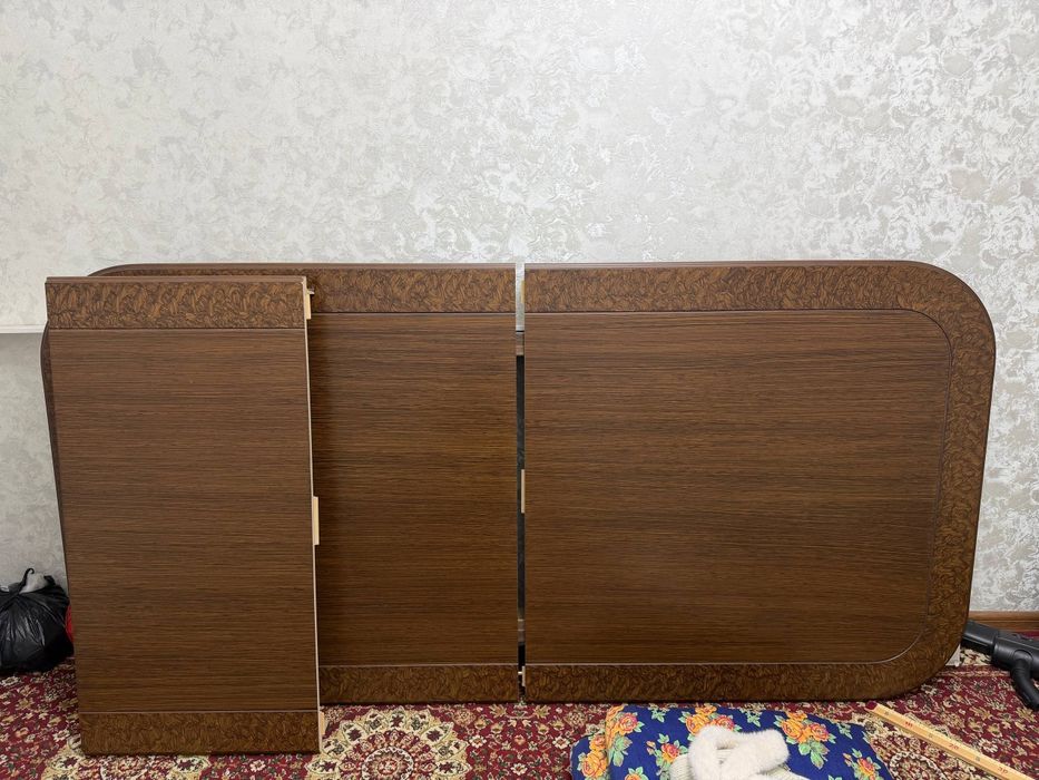 Продаю раскладной стол