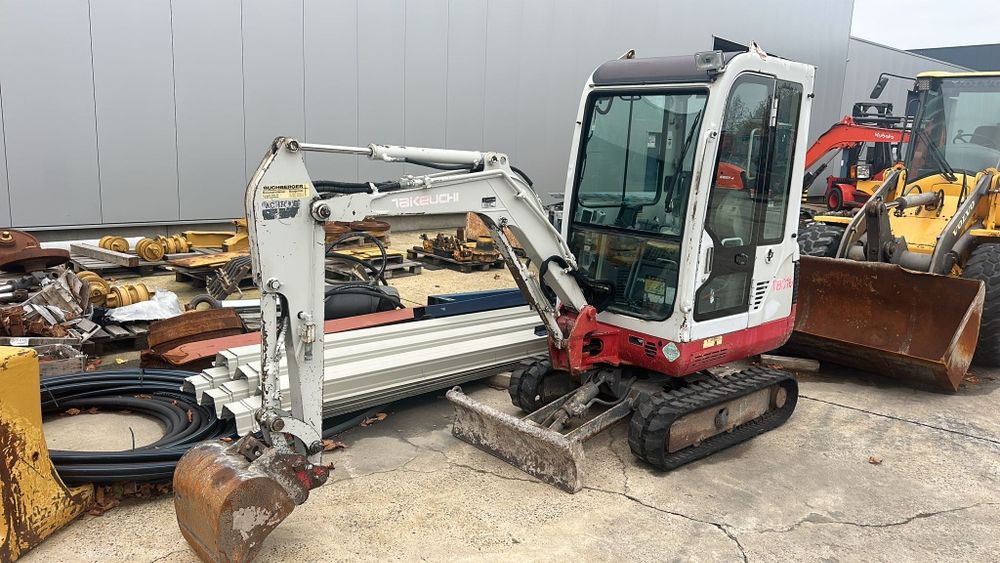 Takeuchi tb 016 an 2008 !